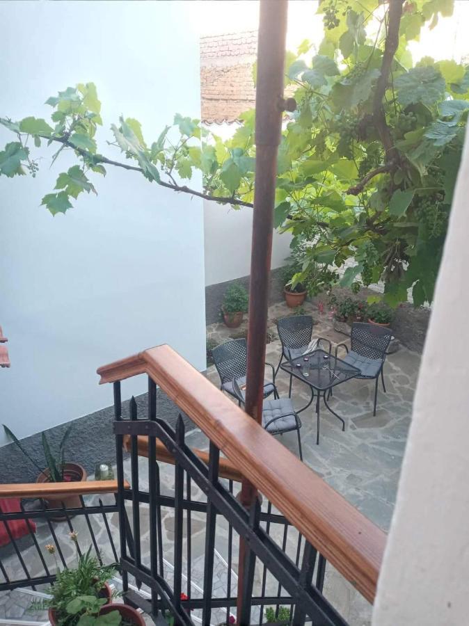 Green Housee Korça Exteriör bild